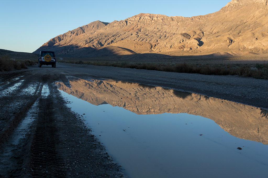 10-03 - 11.jpg - Racetrack Valley Road, Death Valley National Park